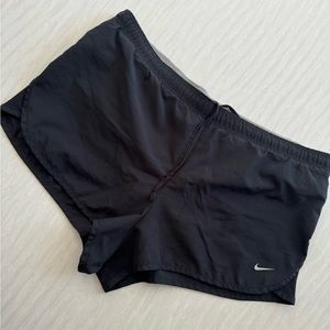 Nike sport run shorts size large
